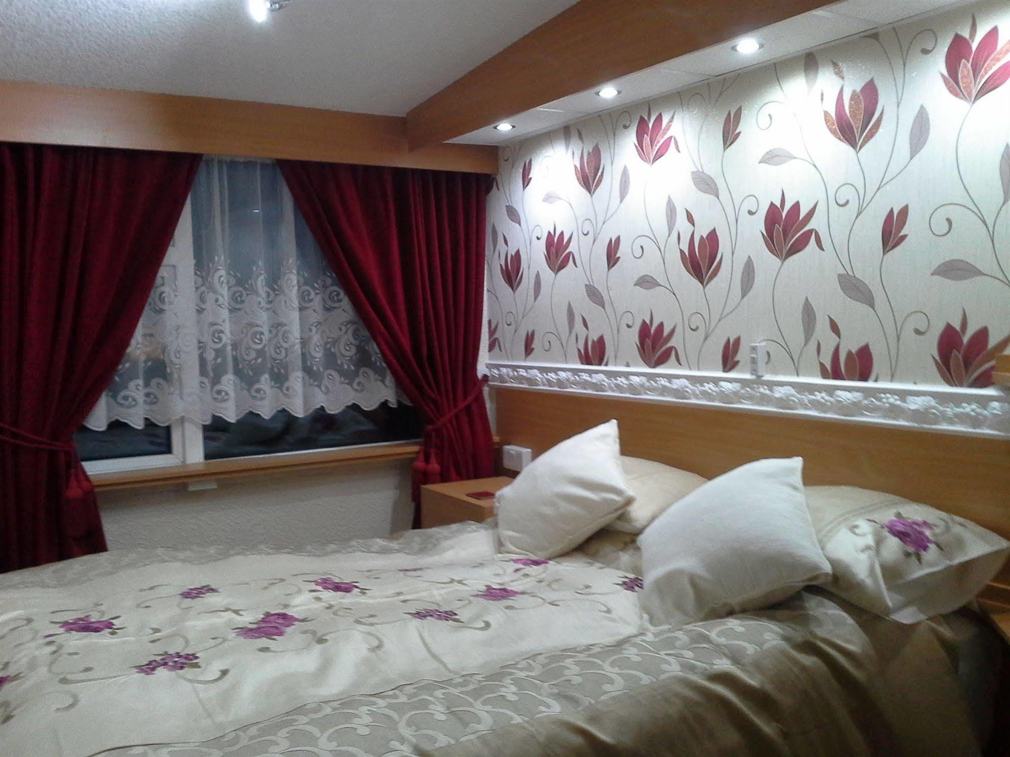 The Golden Sands B&B بلاكبول المظهر الخارجي الصورة