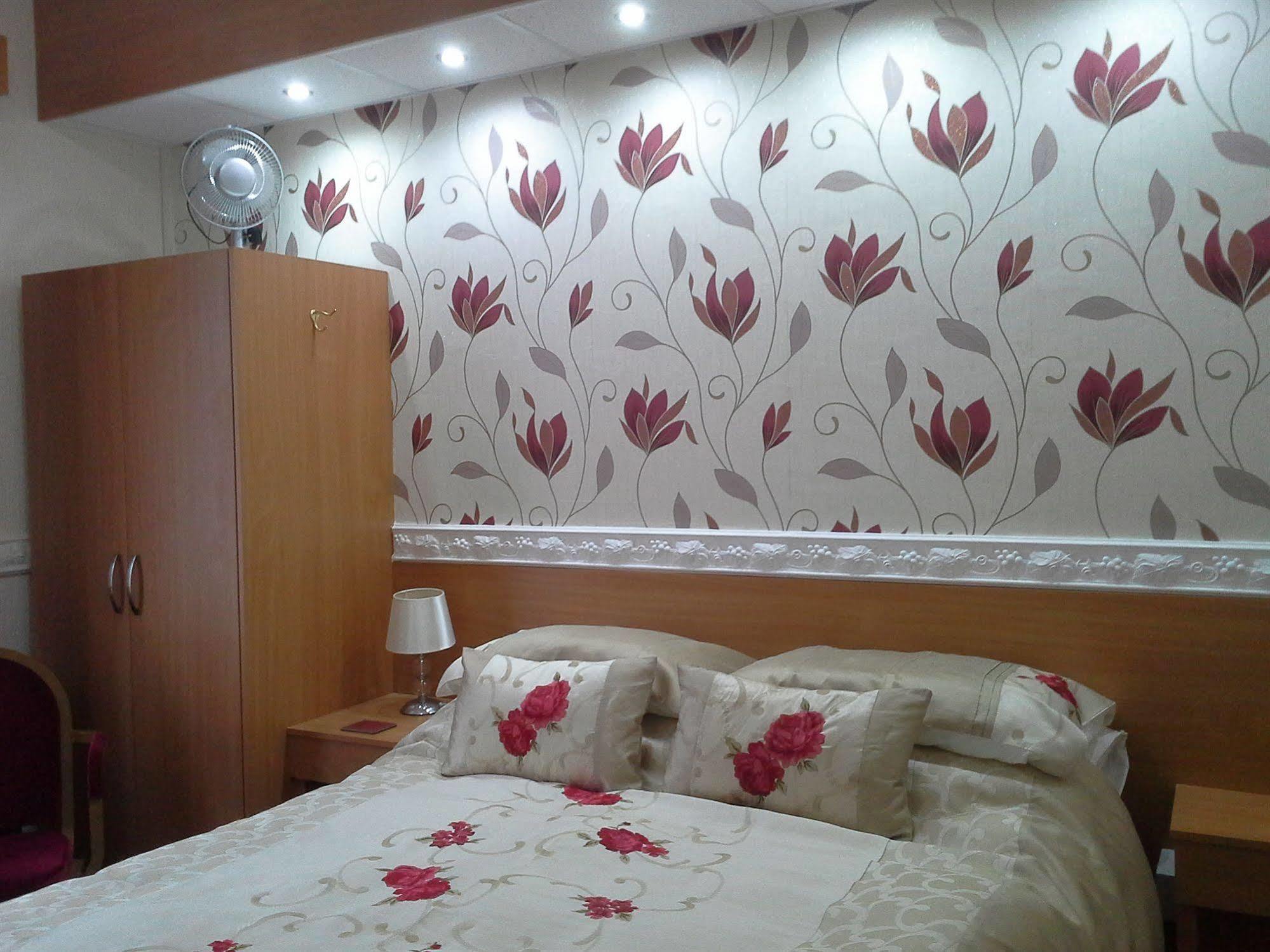 The Golden Sands B&B بلاكبول المظهر الخارجي الصورة